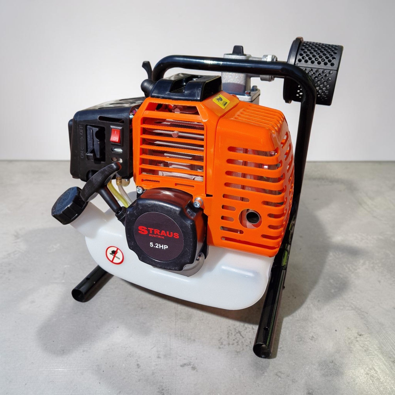 BENZINSKA MOTORNA PUMPA ZA VODU STRAUS AUSTRIA 5.2 HP